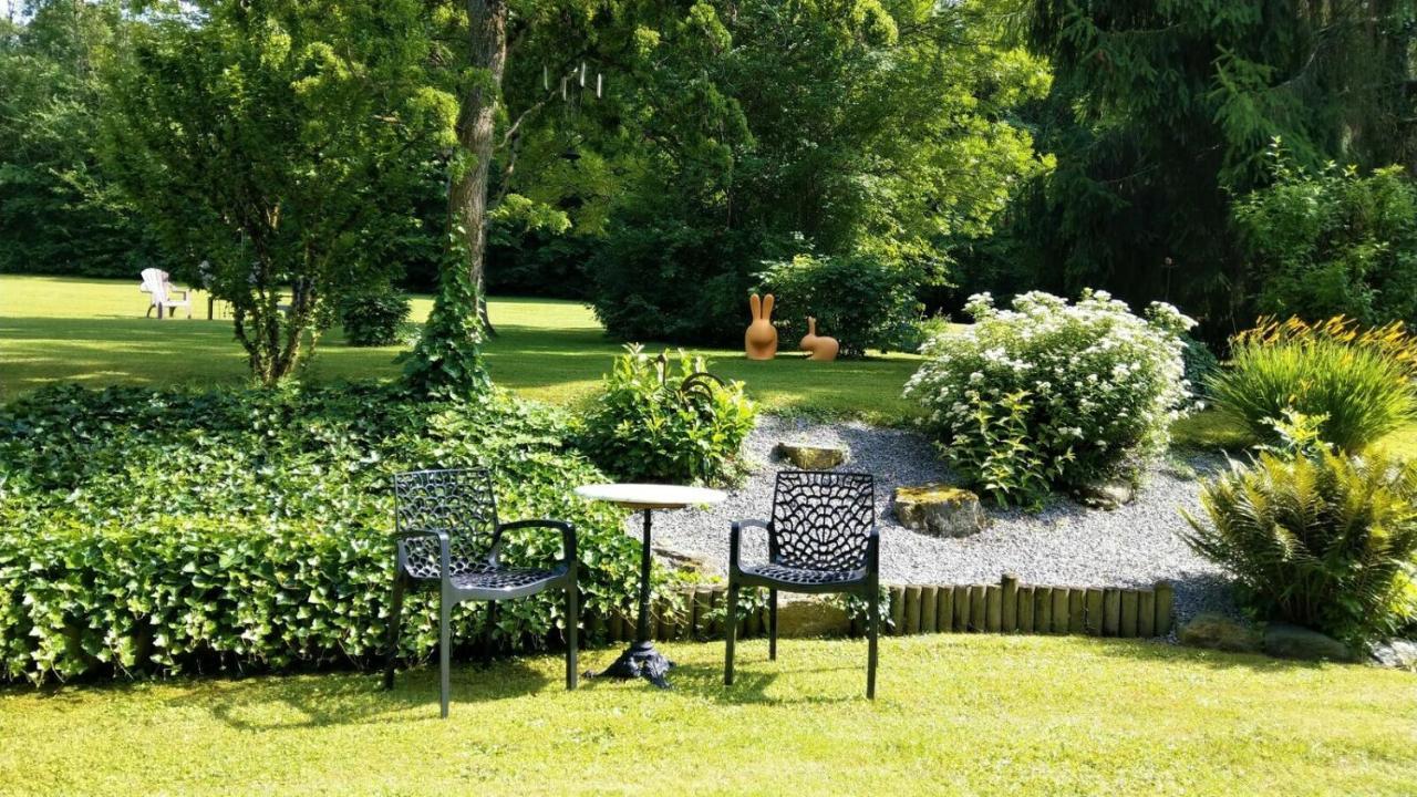 Domaine De L'Olifant Bed & Breakfast Champanges Dış mekan fotoğraf